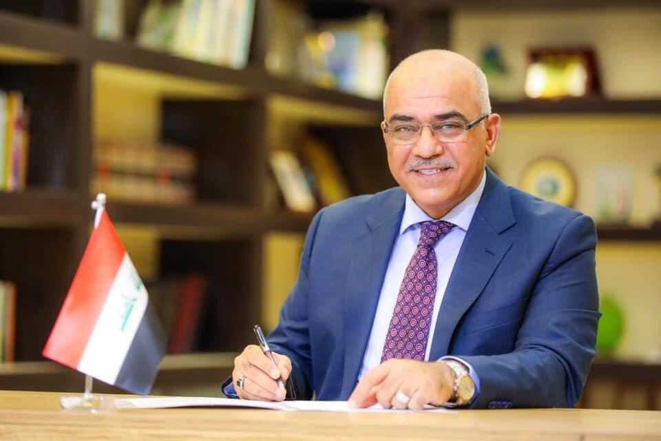 "التعليم العراقية" توجه الجامعات للاحتفال باليوم العالمي للغة العربية صورة الخبر